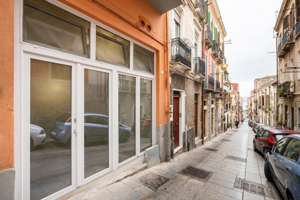 Appartamento Al Centro Di Cagliari Exterior photo