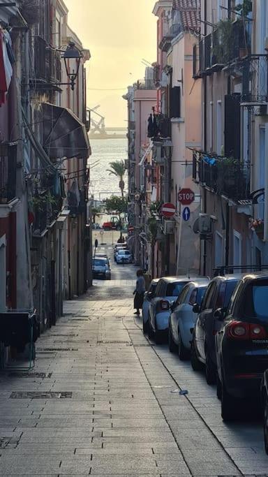 Appartamento Al Centro Di Cagliari Exterior photo